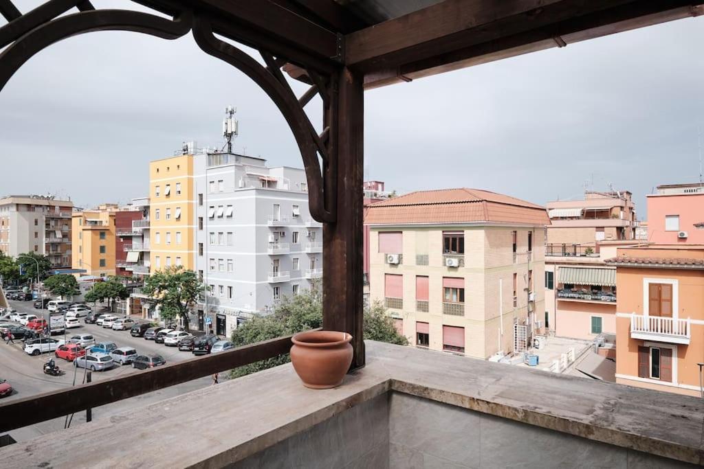 Apartment Penthouse 200 Meters From Metro Wi-fi And Ac Rom