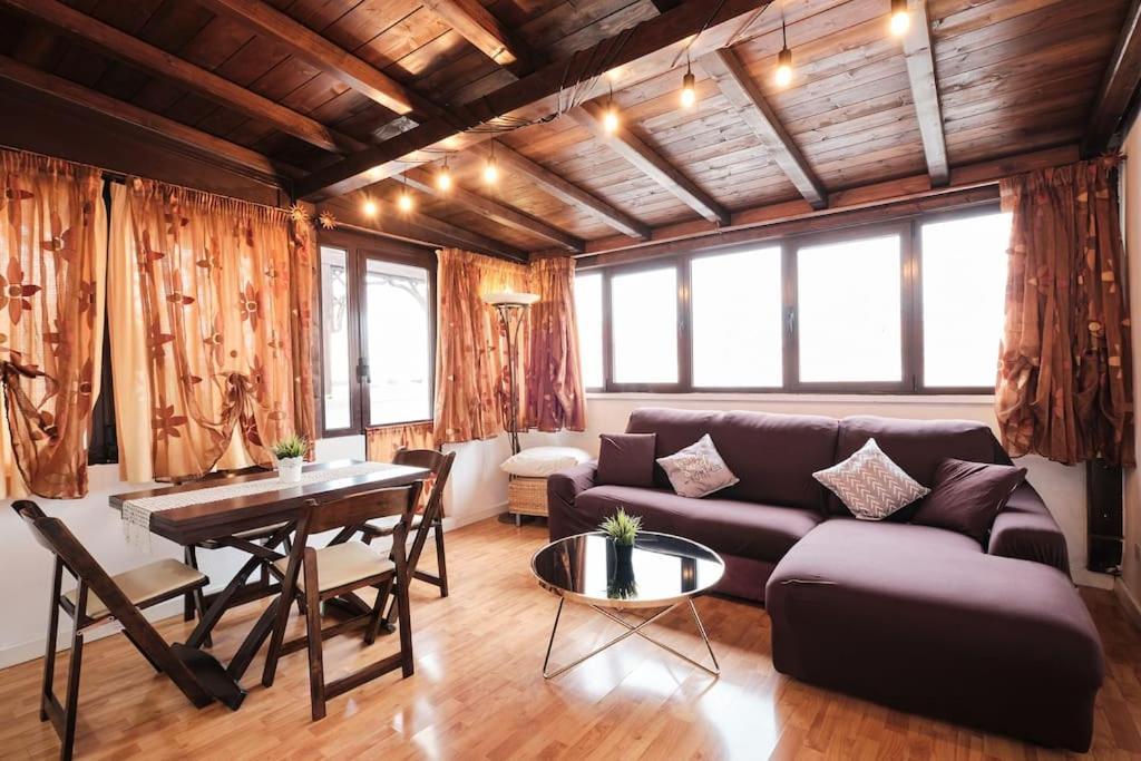 Penthouse 200 Meters From Metro Wi-fi And Ac *