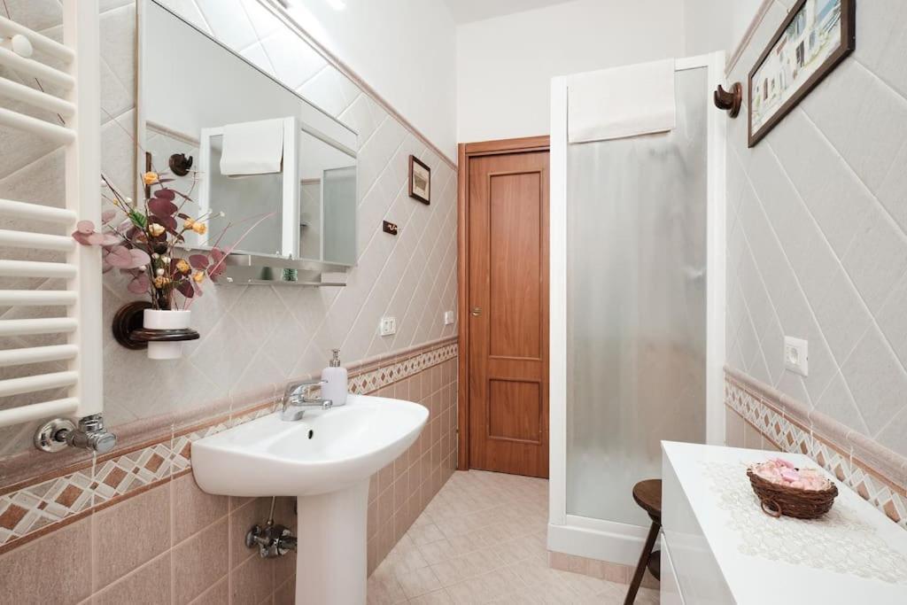 Penthouse 200 Meters From Metro Wi-fi And Ac * Rom